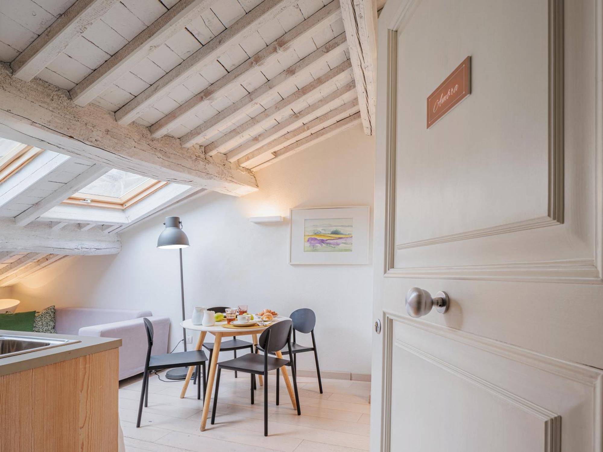 Residenza Degli Artisti Apartments Lucca Bagian luar foto