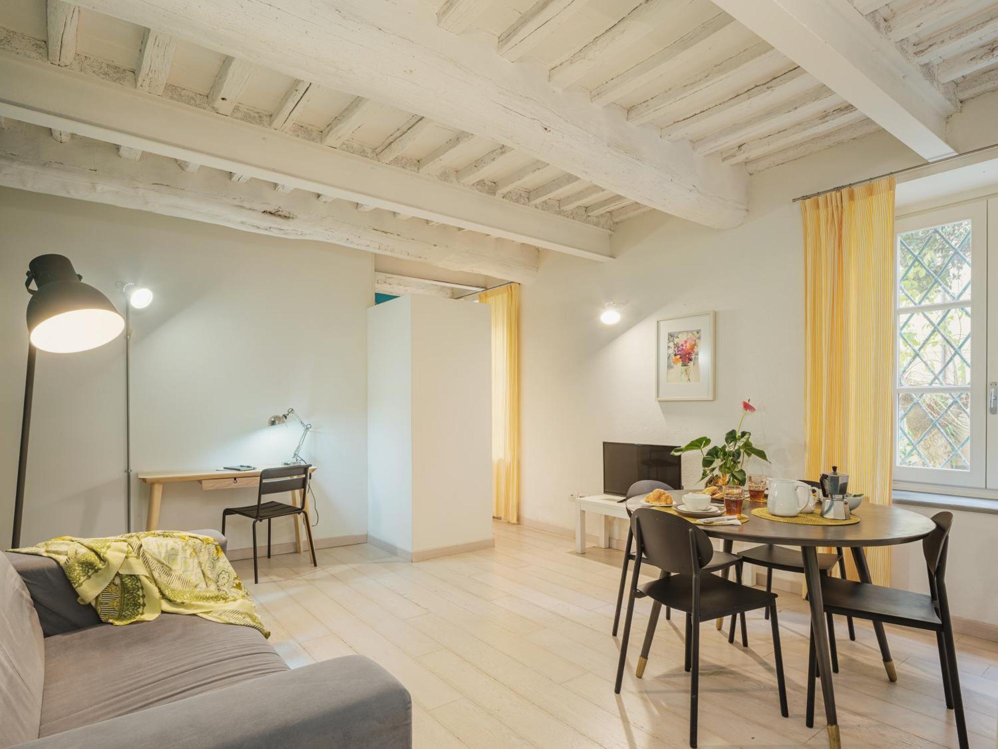 Residenza Degli Artisti Apartments Lucca Bagian luar foto